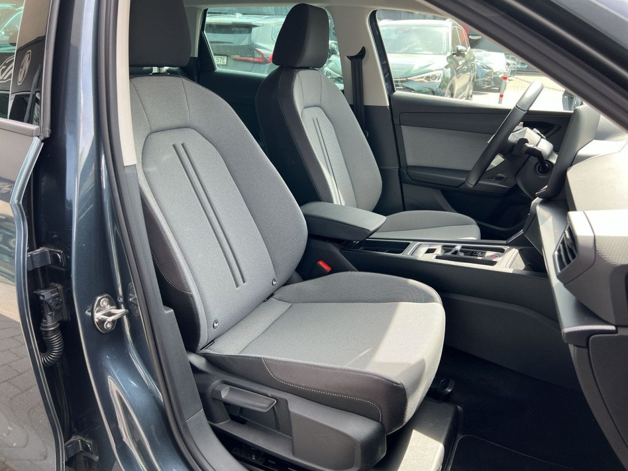 Seat Leon Sportstourer Road Edition 1.5 eTSI 110 kW (