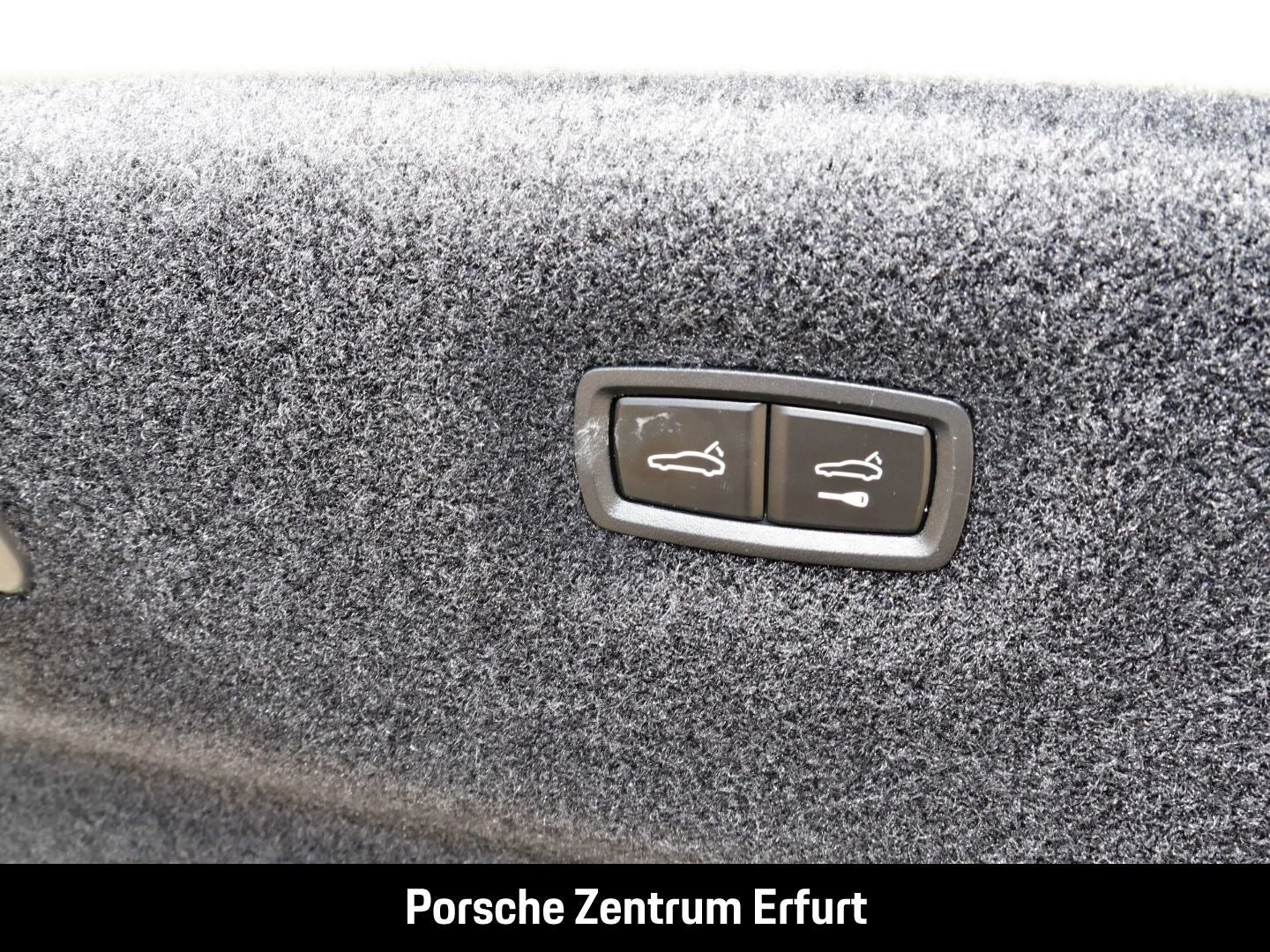 Porsche Taycan GTS/ Sondermodell limited ''90Jahre Hocke