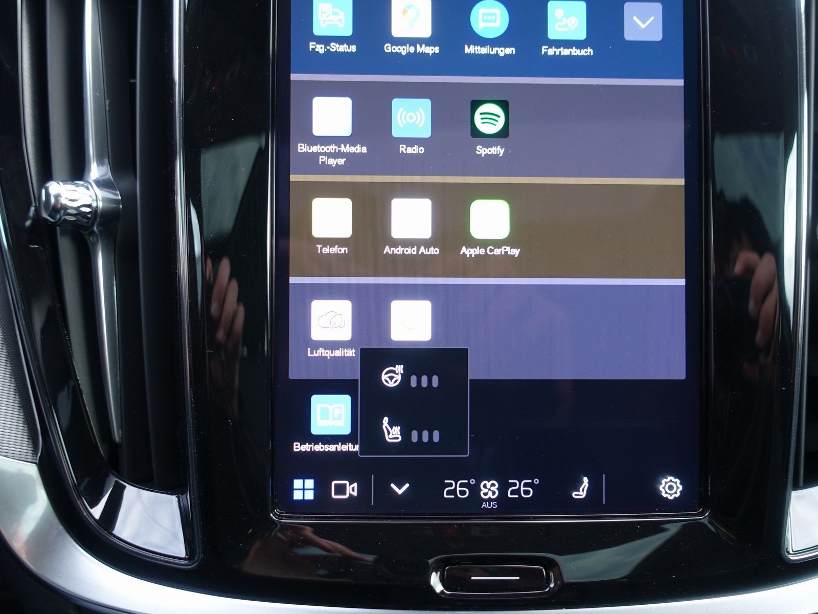 Volvo V60 Plus T6 AWD Plug-in Hybrid/AHK/360°/BLIS/H&K