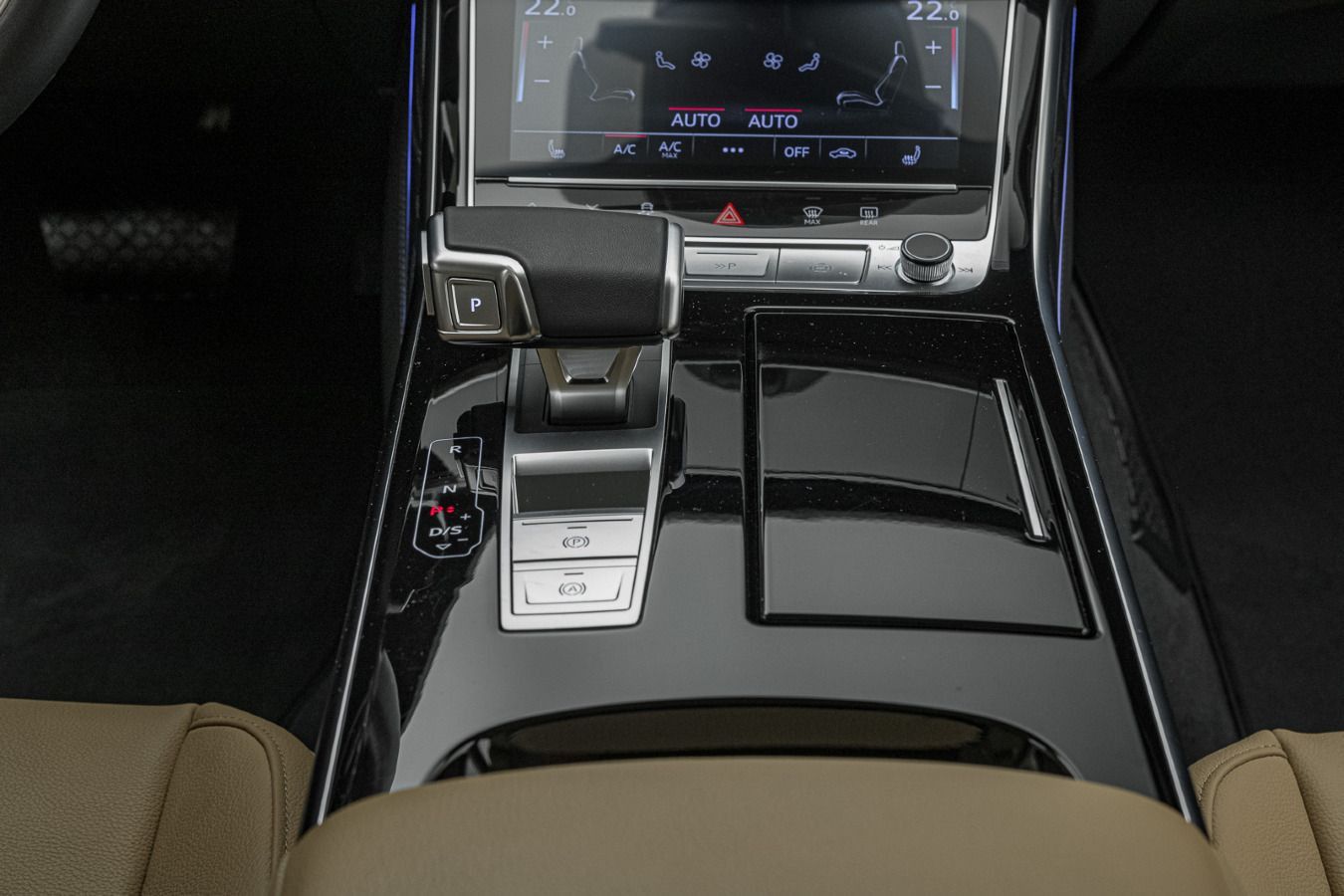 Audi A8 L 60 TFSI e quattro - Samsaru's Car Outlet
