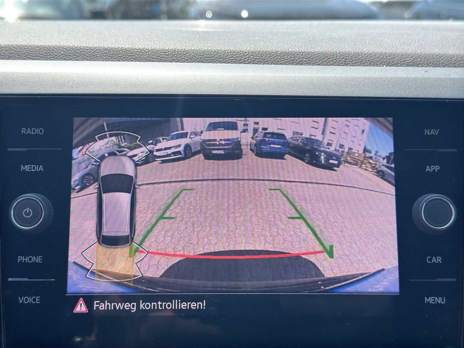Volkswagen Taigo R-Line 1.5 TSI DSG - Samsaru's Car Outlet