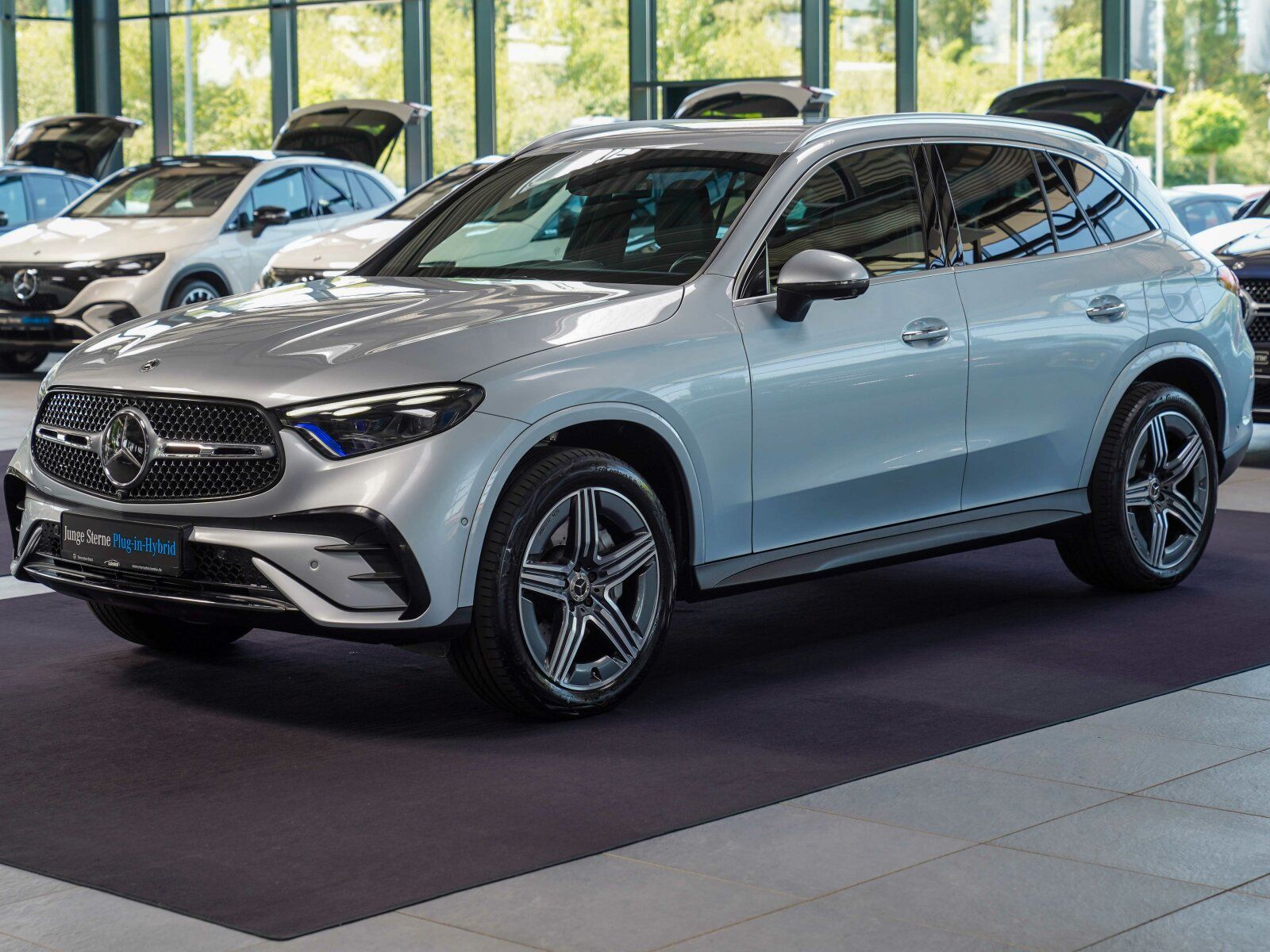 Mercedes-Benz GLC 300 de 4M AMG Line - Samsaru's Car Outlet