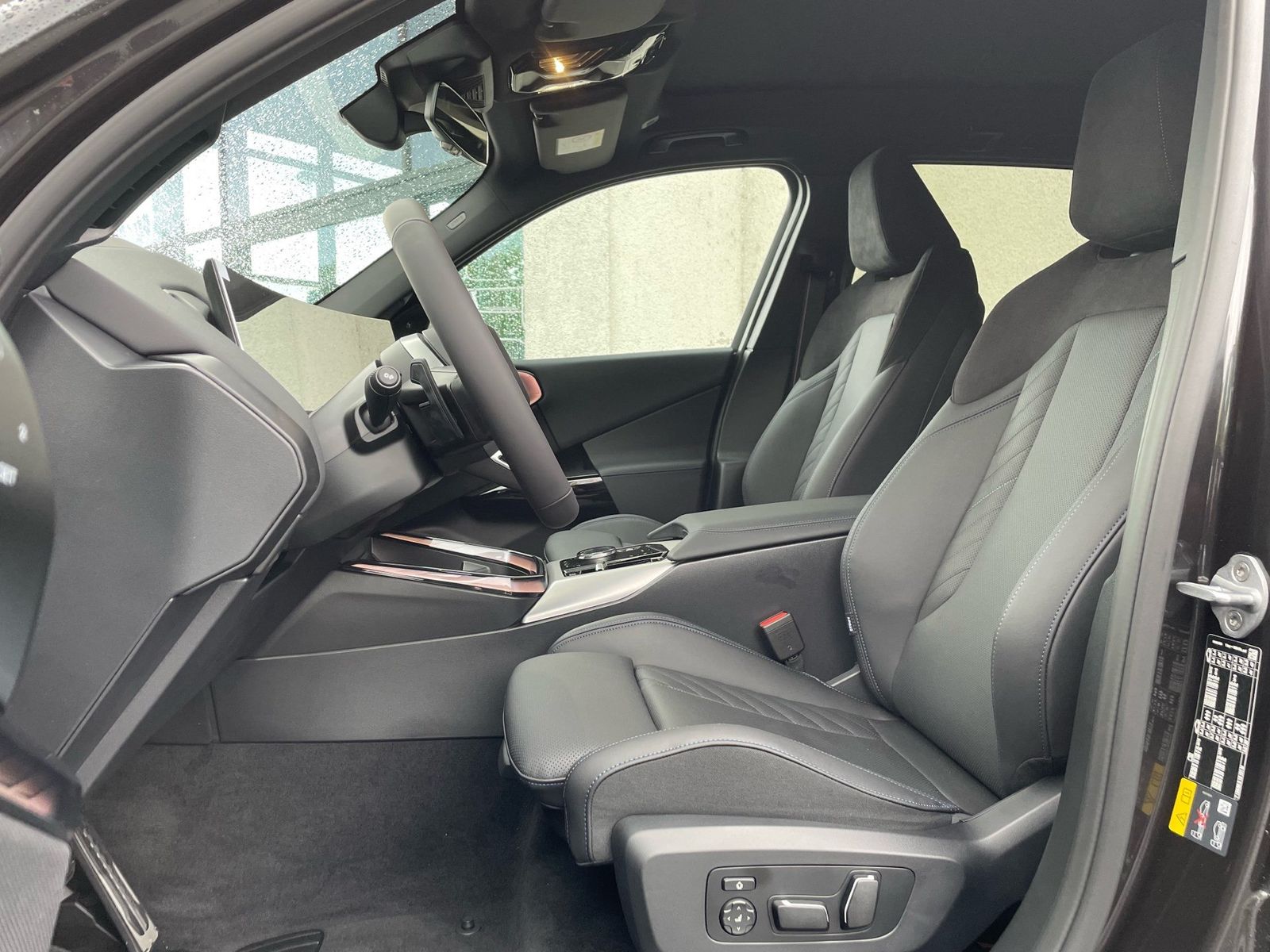 BMW X3 30e xDrive || M Sport Pro AHK Pano H&K 360°