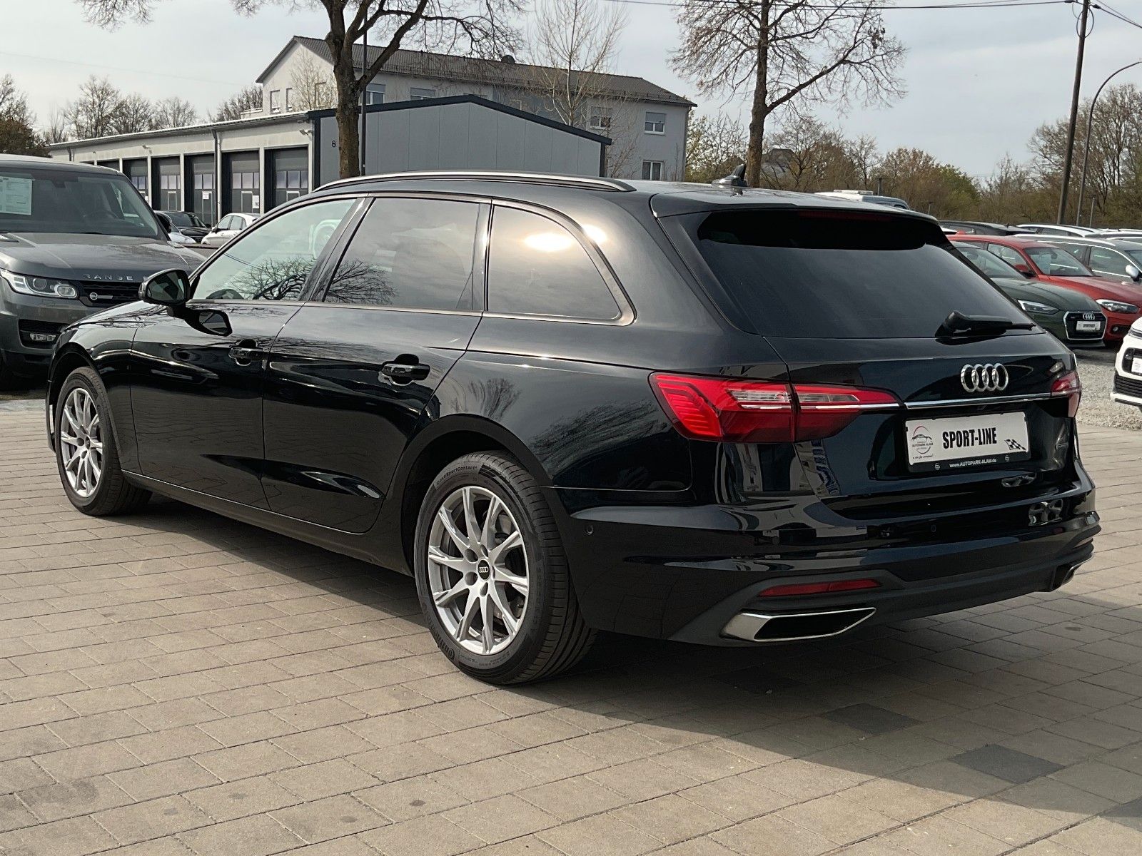 Audi A4 Av.40 TDI quattro S-Tr. - Samsaru's Car Outlet