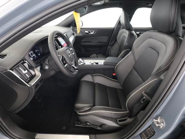 Volvo S60 B5 Ultimate Dark AWD*Headup*360°*