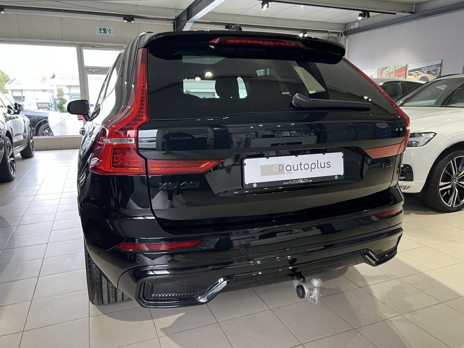 Volvo XC60 T6 Ultra Black Edition Recharge AWD AHK 360