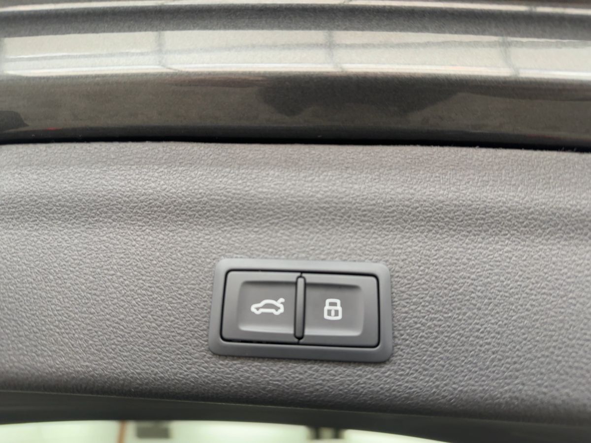 Audi A6 S-line TFSIe quattro S-tronic|MATRIX|B&O|AHK|