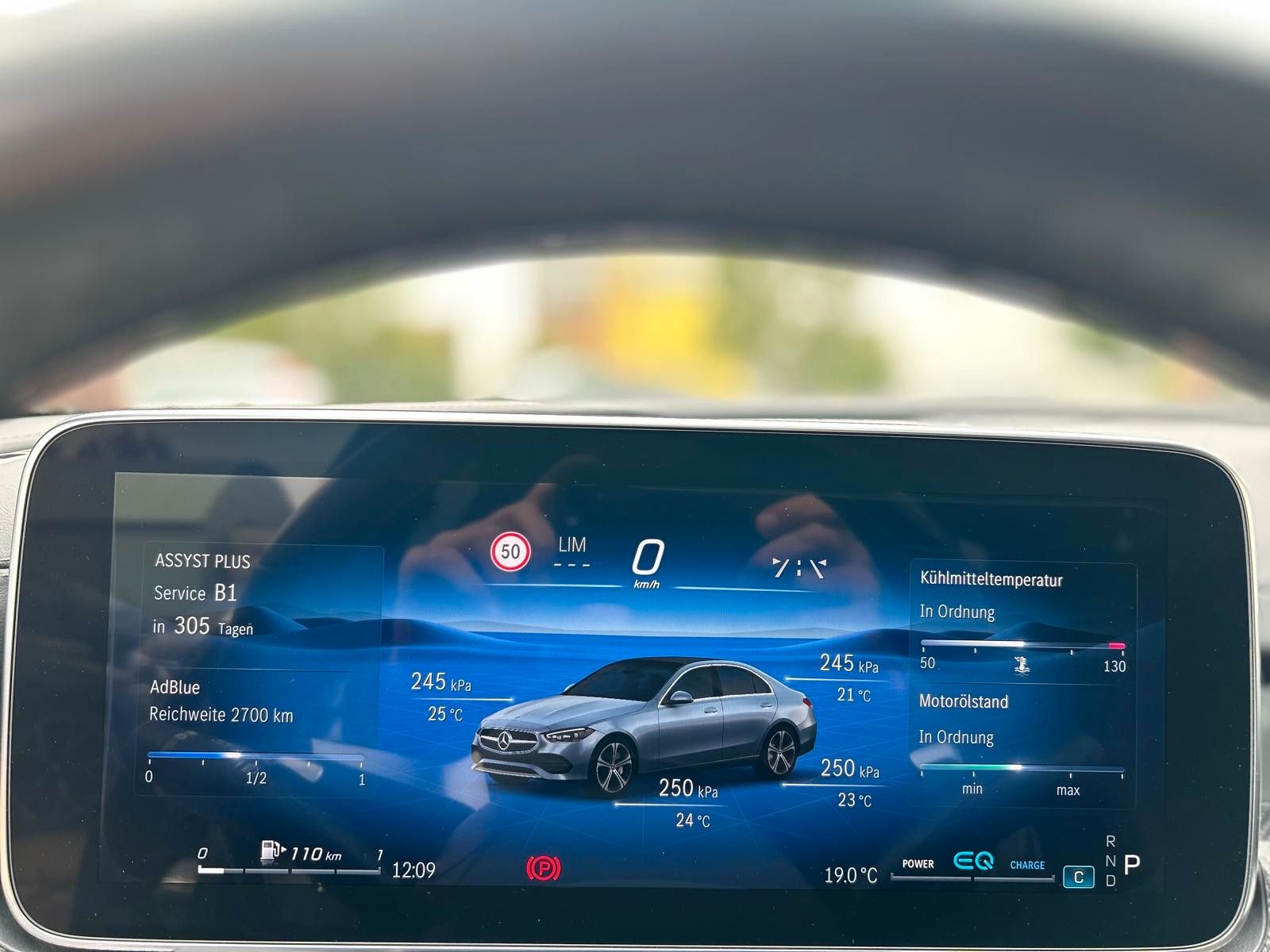 Mercedes-Benz C 220 d AMG Line - Samsaru's Car Outlet