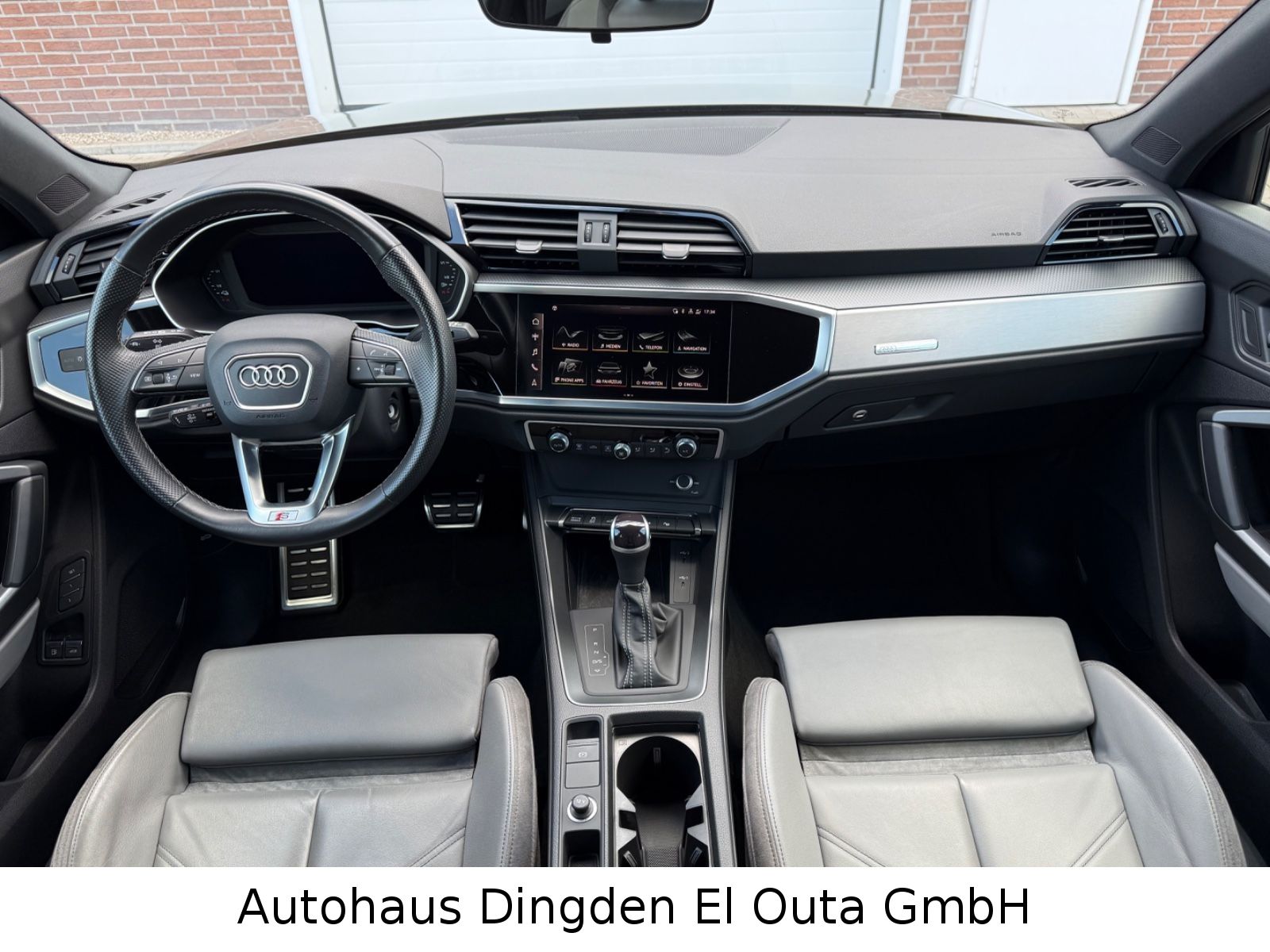 Audi Q3 45 TFSI e S Line