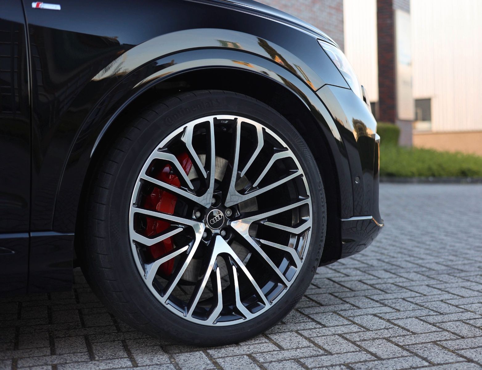 Audi Q8 60 TFSIe Quattro - Samsaru's Car Outlet
