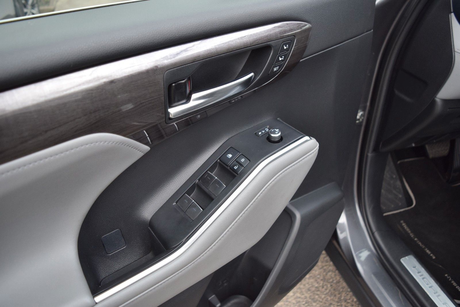 Toyota Highlander Hybrid Executive