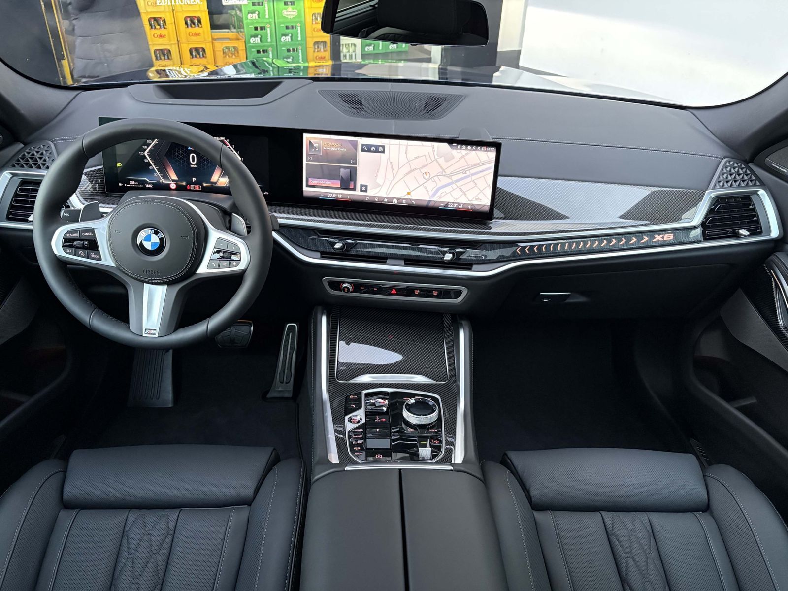 BMW X6 xDrive40d MSport PANO AHK DA PROF PA PROF 22"