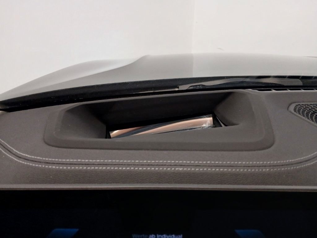 BMW 320d Touring xDrive - Samsaru's Car Outlet