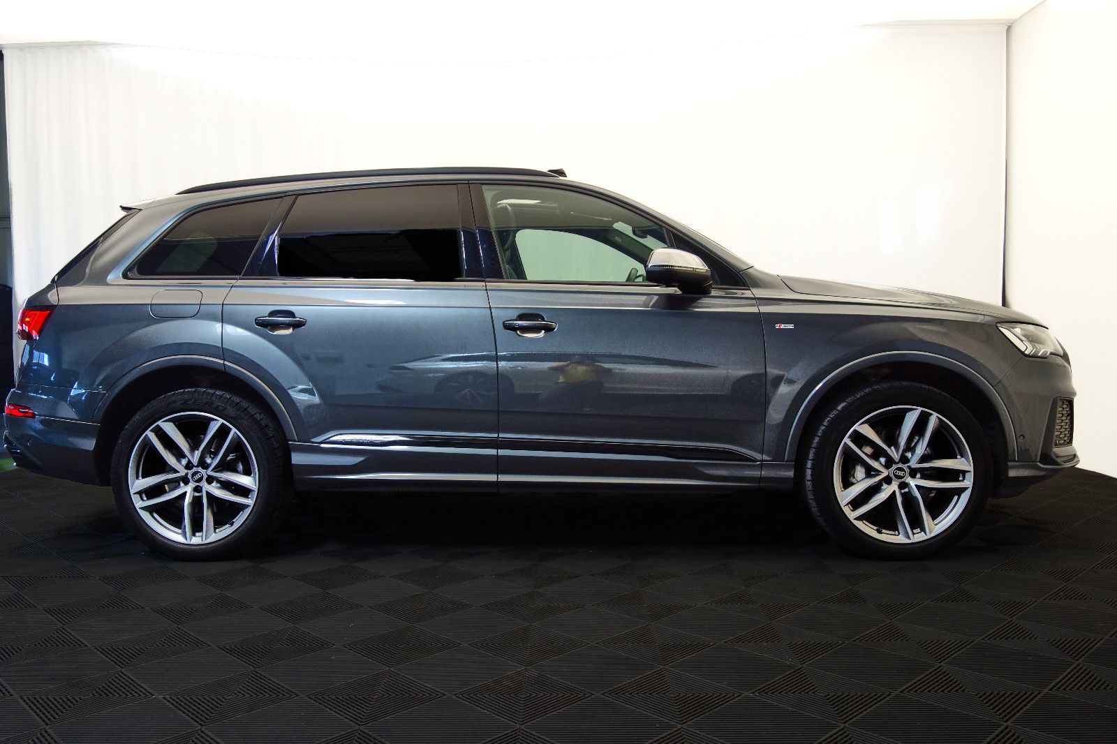 Audi Q7 50 TDI quattro S LINE BLACK+360°+PDACH+7SITZE