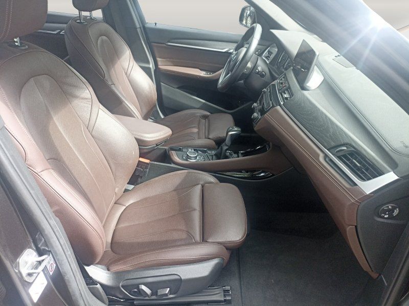 BMW X1 xDrive25e Sport Line - Samsaru's Car Outlet