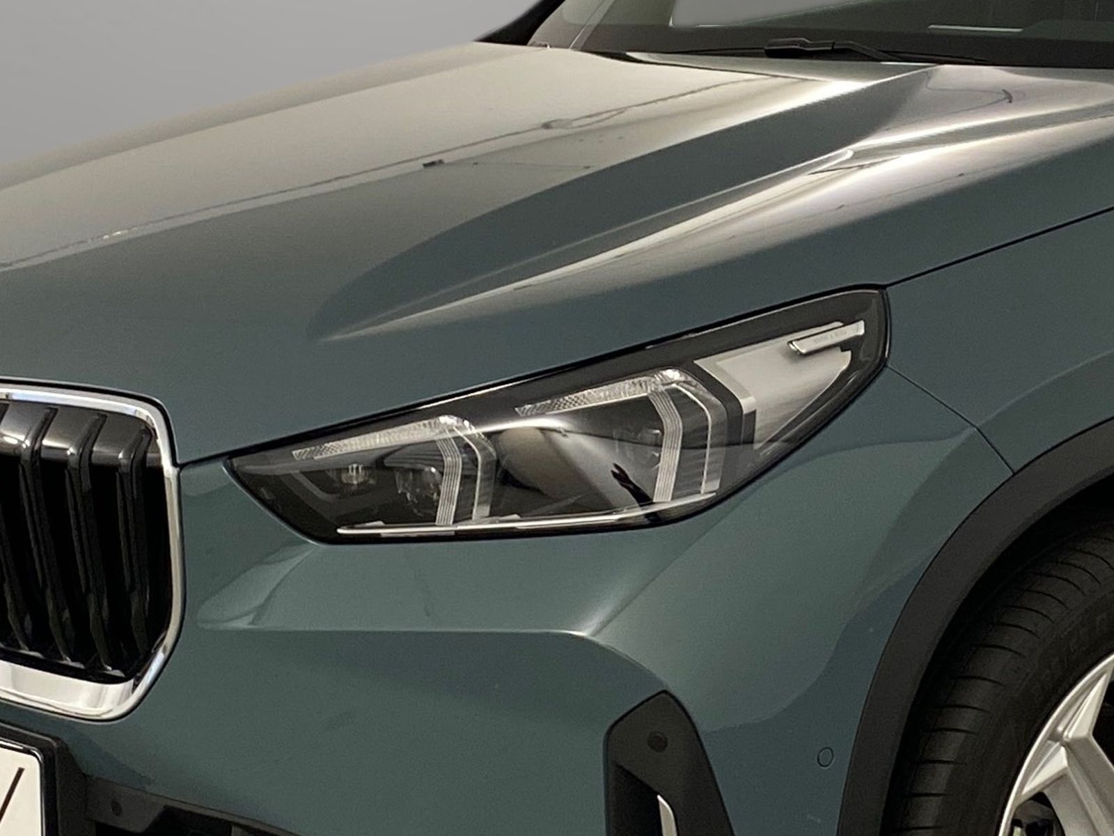 BMW X1 xDrive20d - Samsaru's Car Outlet