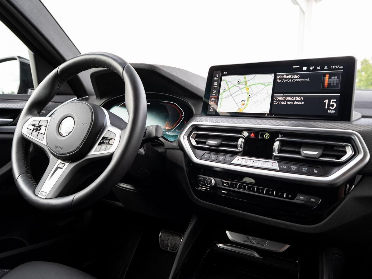 BMW X4 xDrive30i M-Sport AHK PANO HuD ACC Laser KoZg