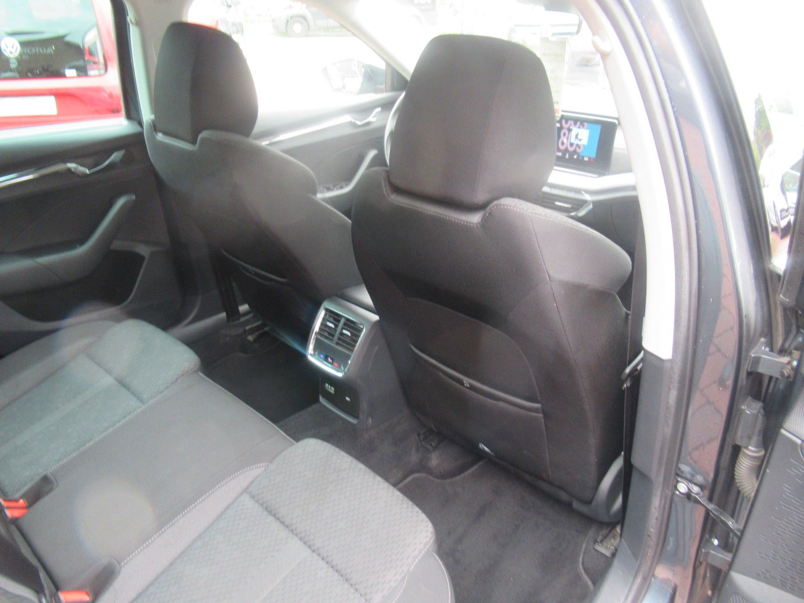 Skoda Octavia Combi Style iV - Samsaru's Car Outlet
