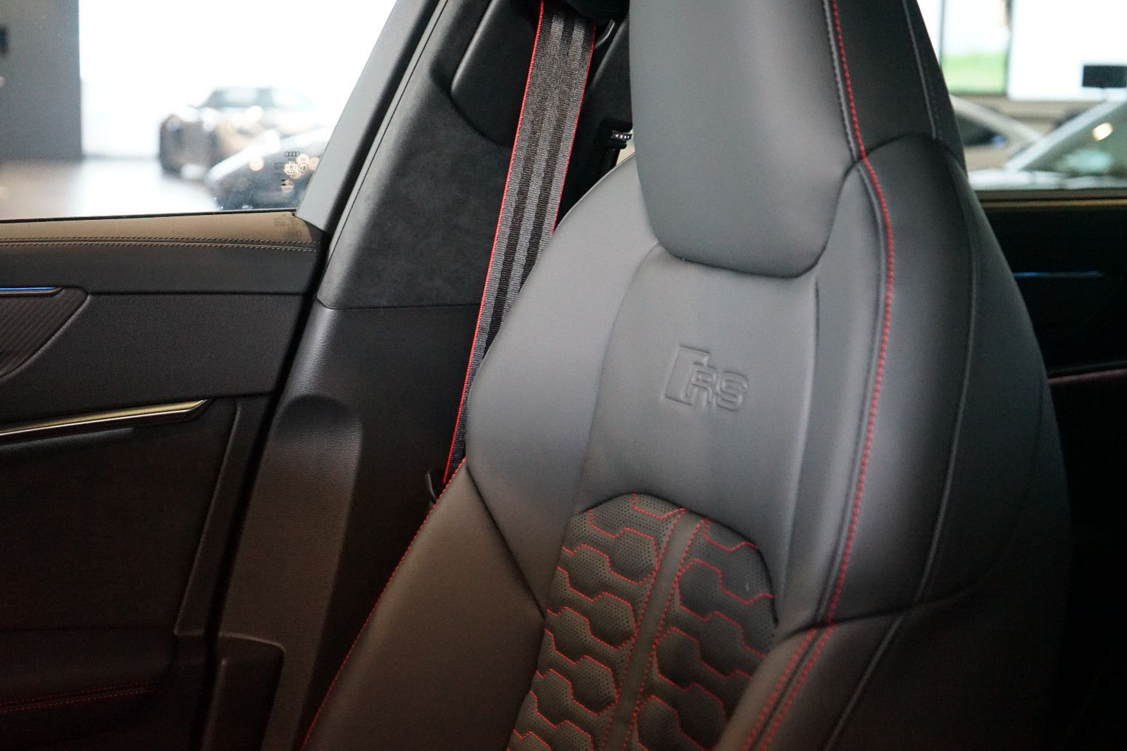Audi RS6 | Keramik | 305 | B&O Advanced | Pano | VOLL