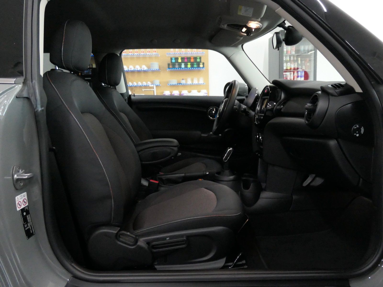 MINI ONE Mini One Aut. - Samsaru's Car Outlet