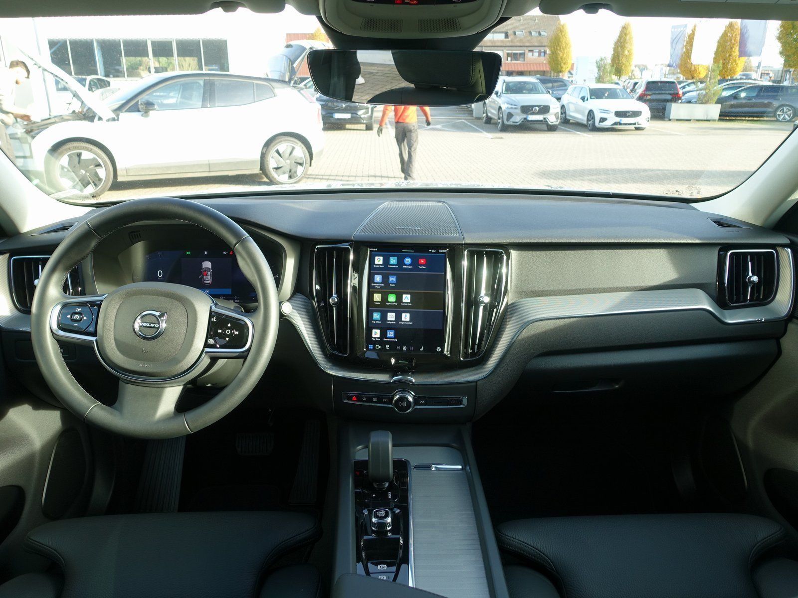 Volvo XC60 Plus T6 AWD Plug-in Hybrid/Four-C/AHK