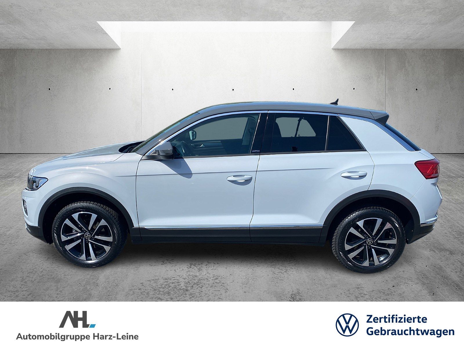Volkswagen T-Roc 1.5 TSI United DSG - Samsaru's Car Outlet