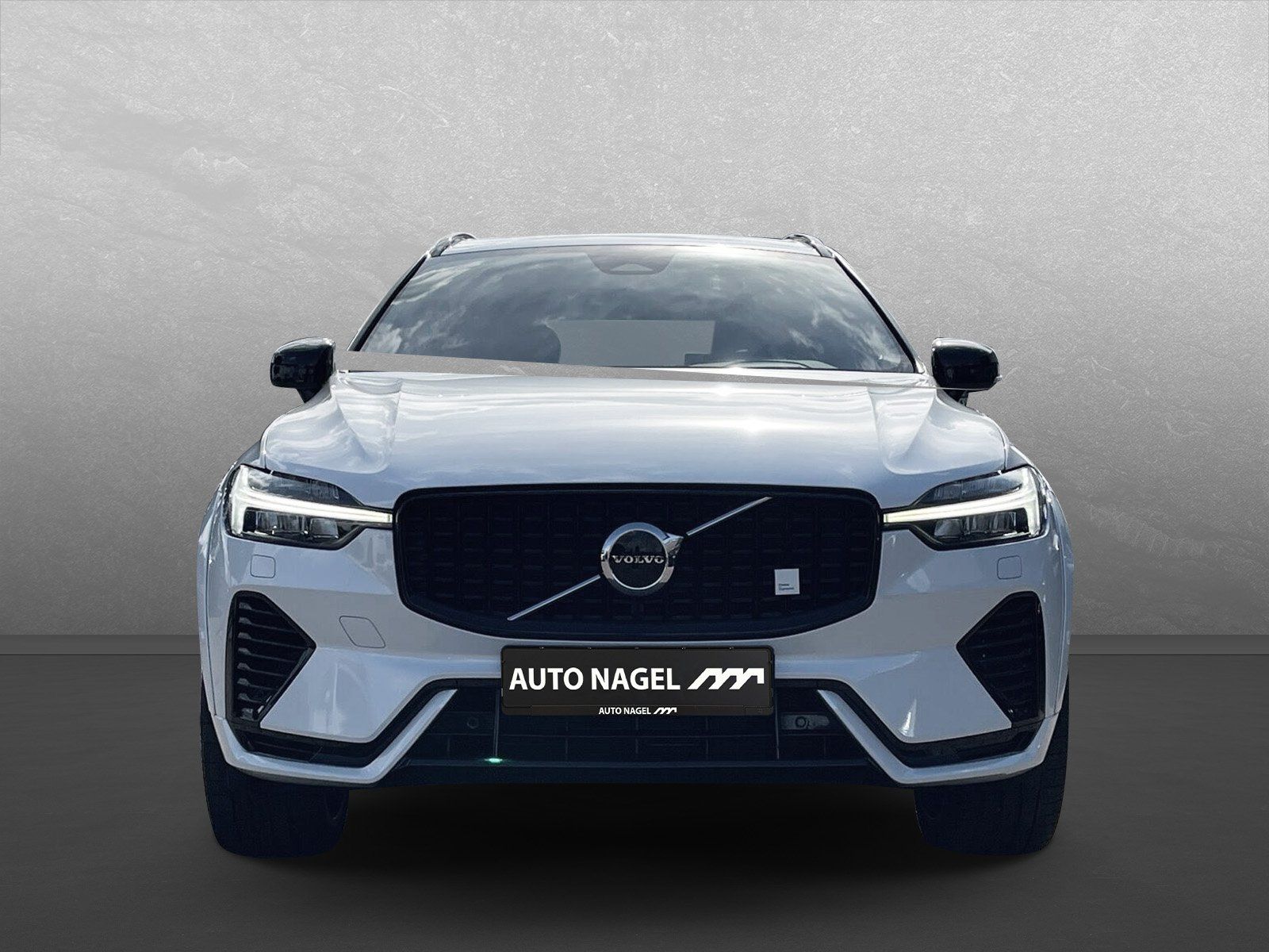Volvo XC60 T8 AWD Polestar Engineered + Volvo Selekt