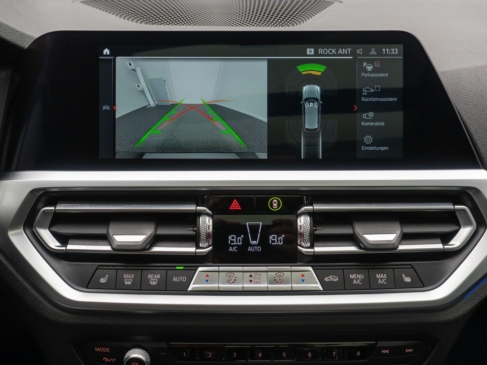 BMW 330i Sport Line - Samsaru's Car Outlet