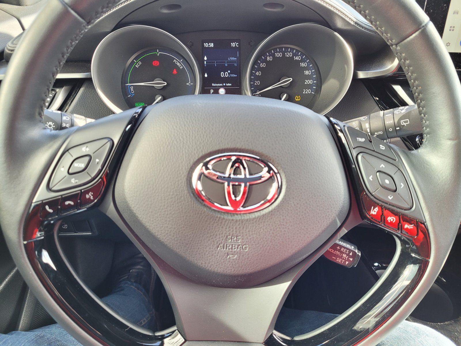 Toyota C-HR Hybrid Team D - Samsaru's Car Outlet