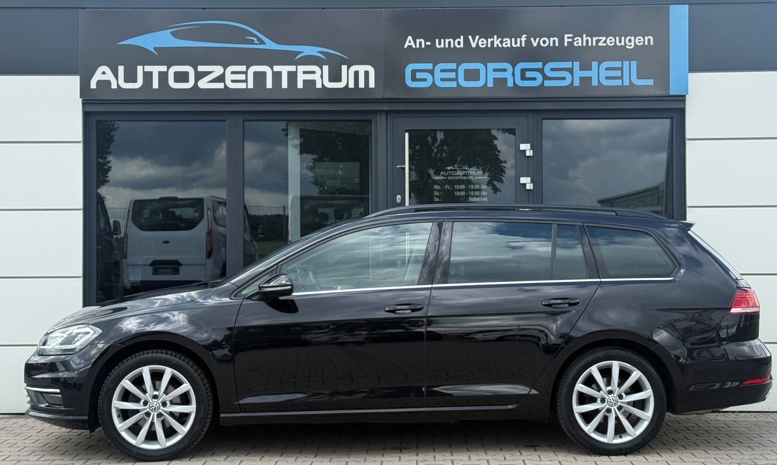 Volkswagen Golf Variant Highline - Samsaru's Car Outlet