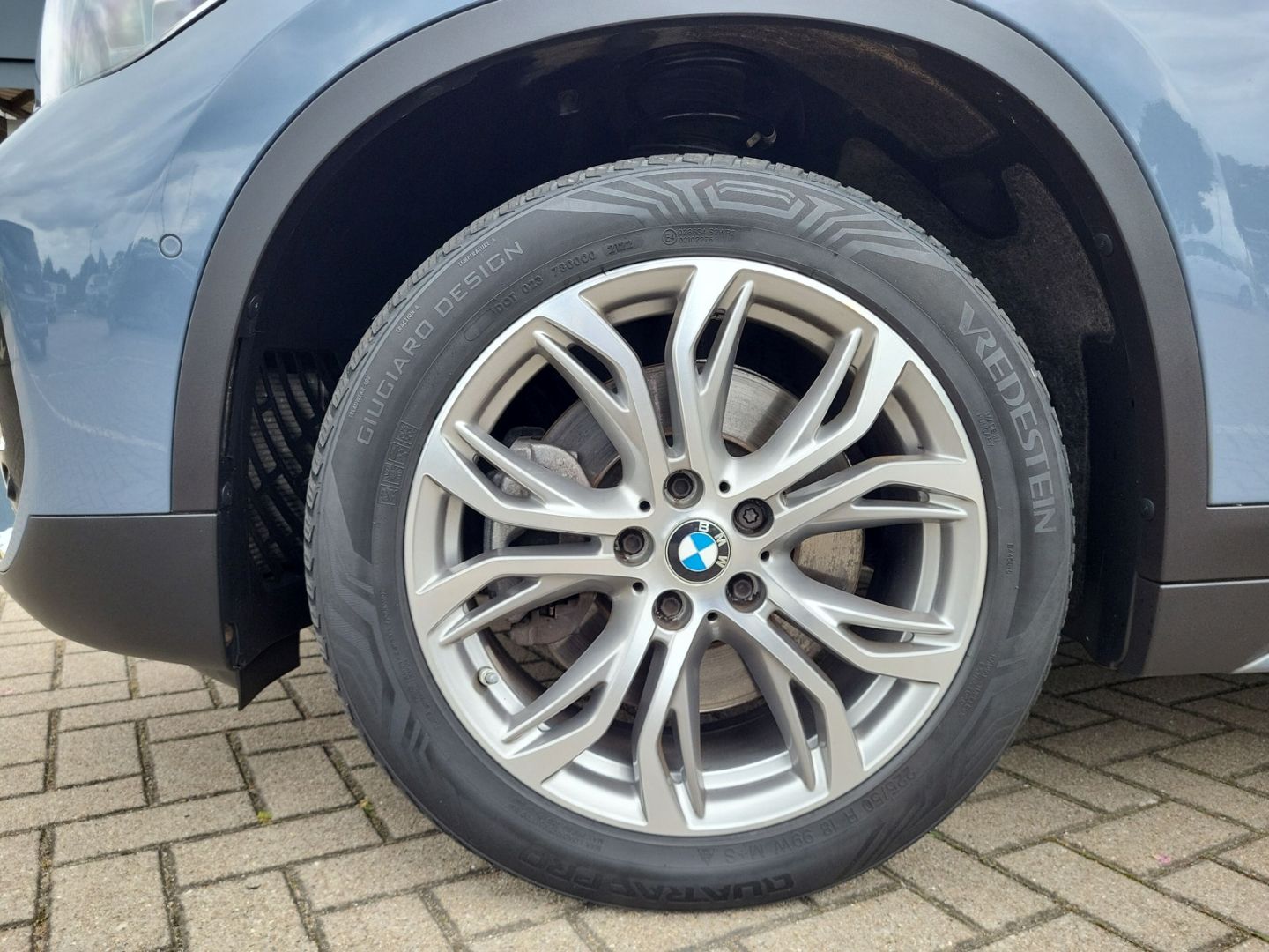 BMW X1 20i Sport Line - Samsaru's Car Outlet