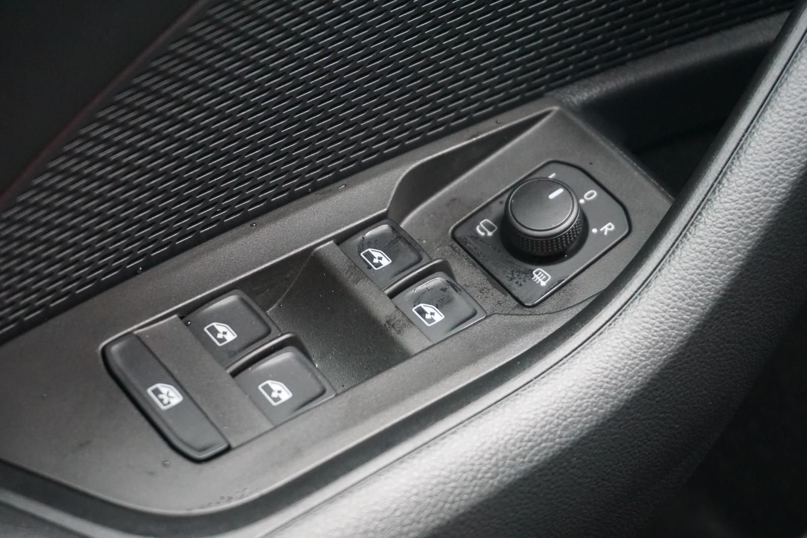 Skoda Octavia Combi Ambition 1.5 TSI - Samsaru's Car Outlet
