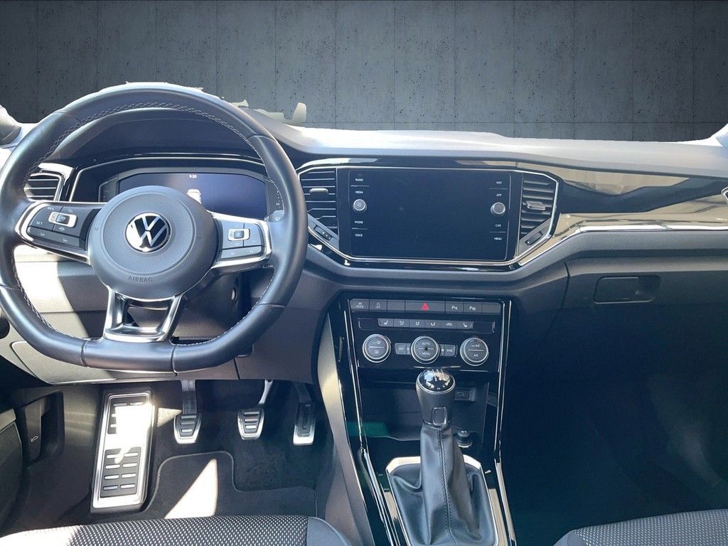 Volkswagen T-Roc 1.5 TSI Sport Black - Samsaru's Car Outlet
