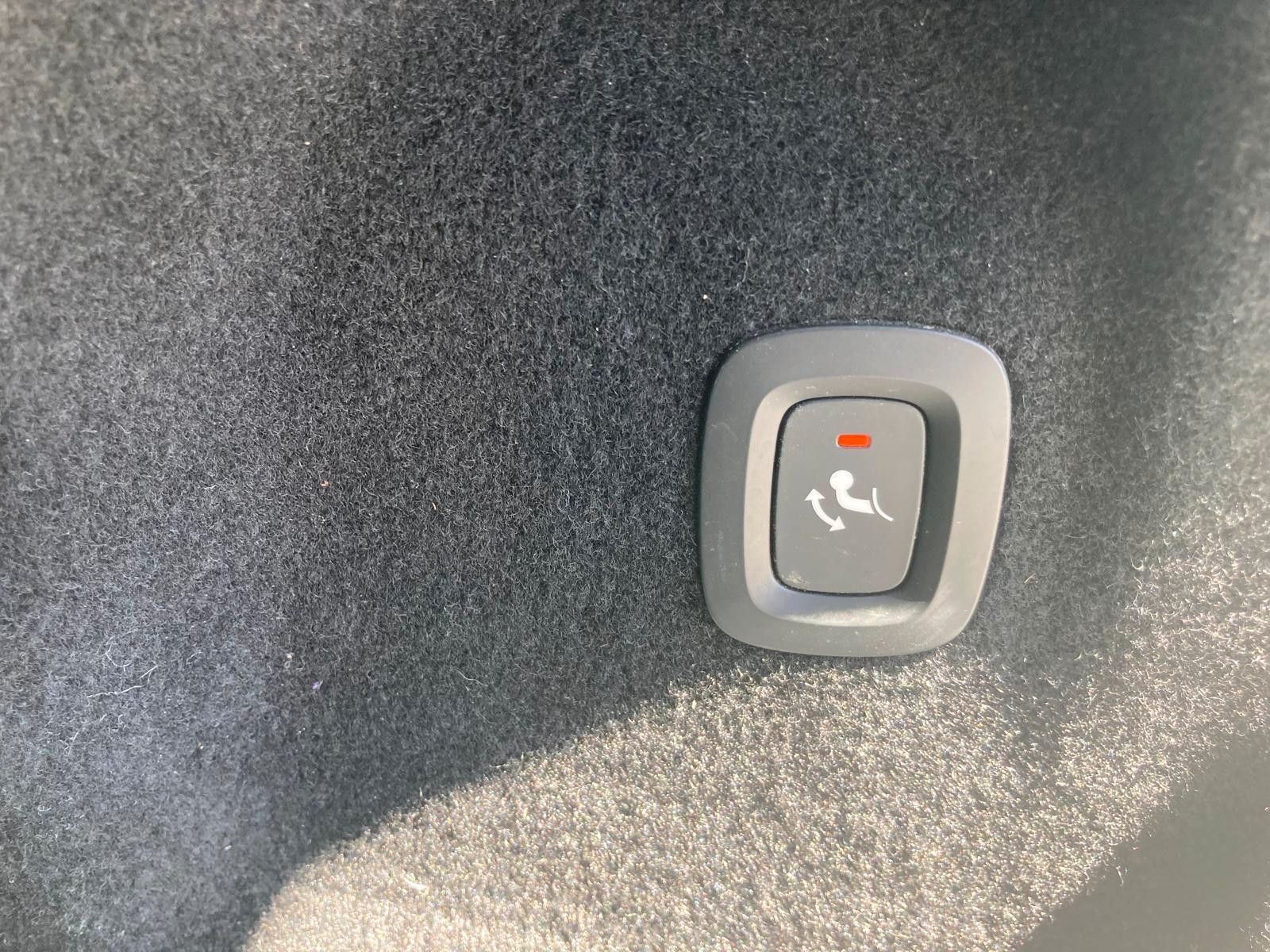 Volvo XC 60 B4 Inscription AWD - Samsaru's Car Outlet