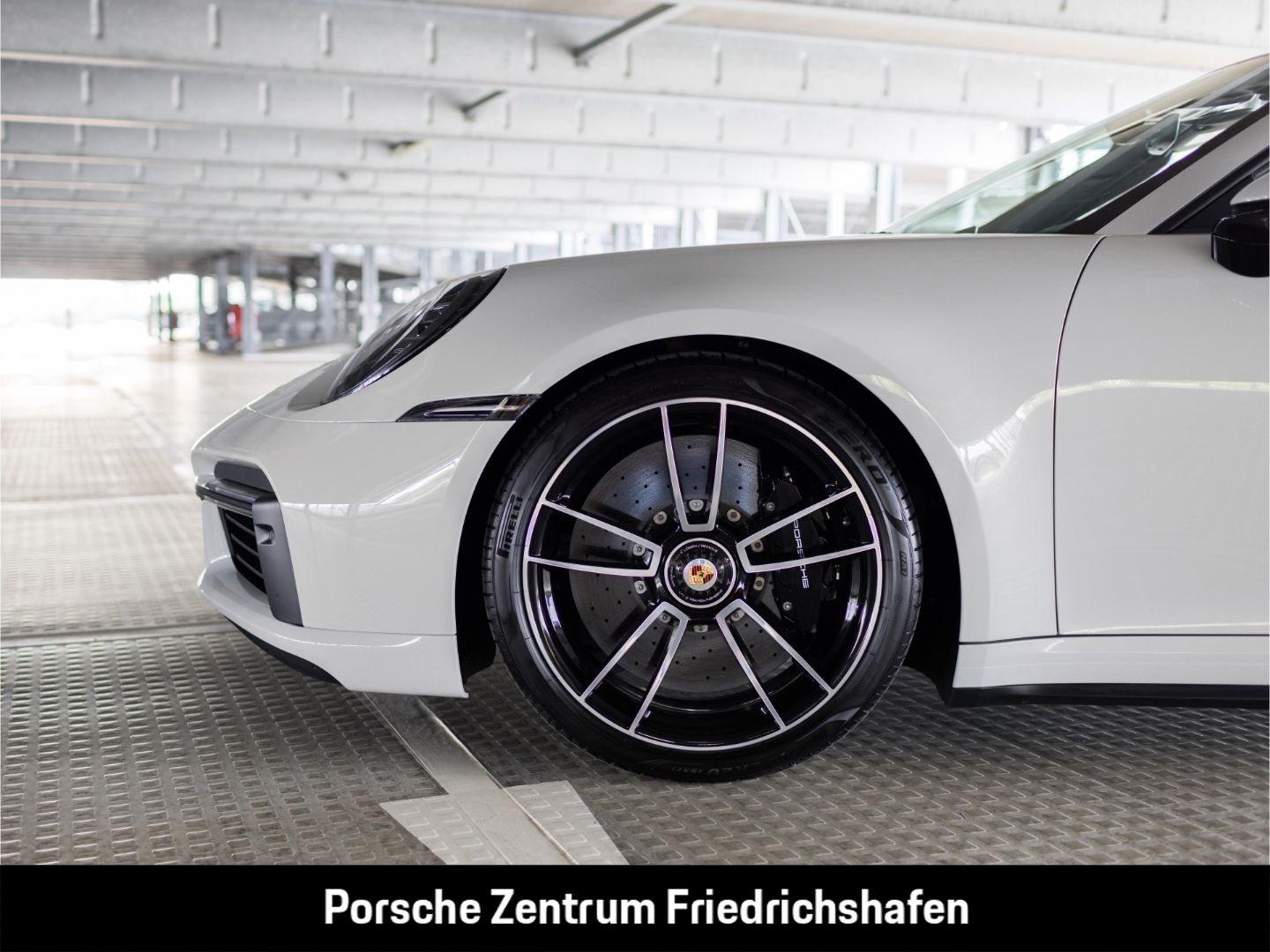 Porsche 992 911 Turbo S Cabriolet Burmester Liftsystem B