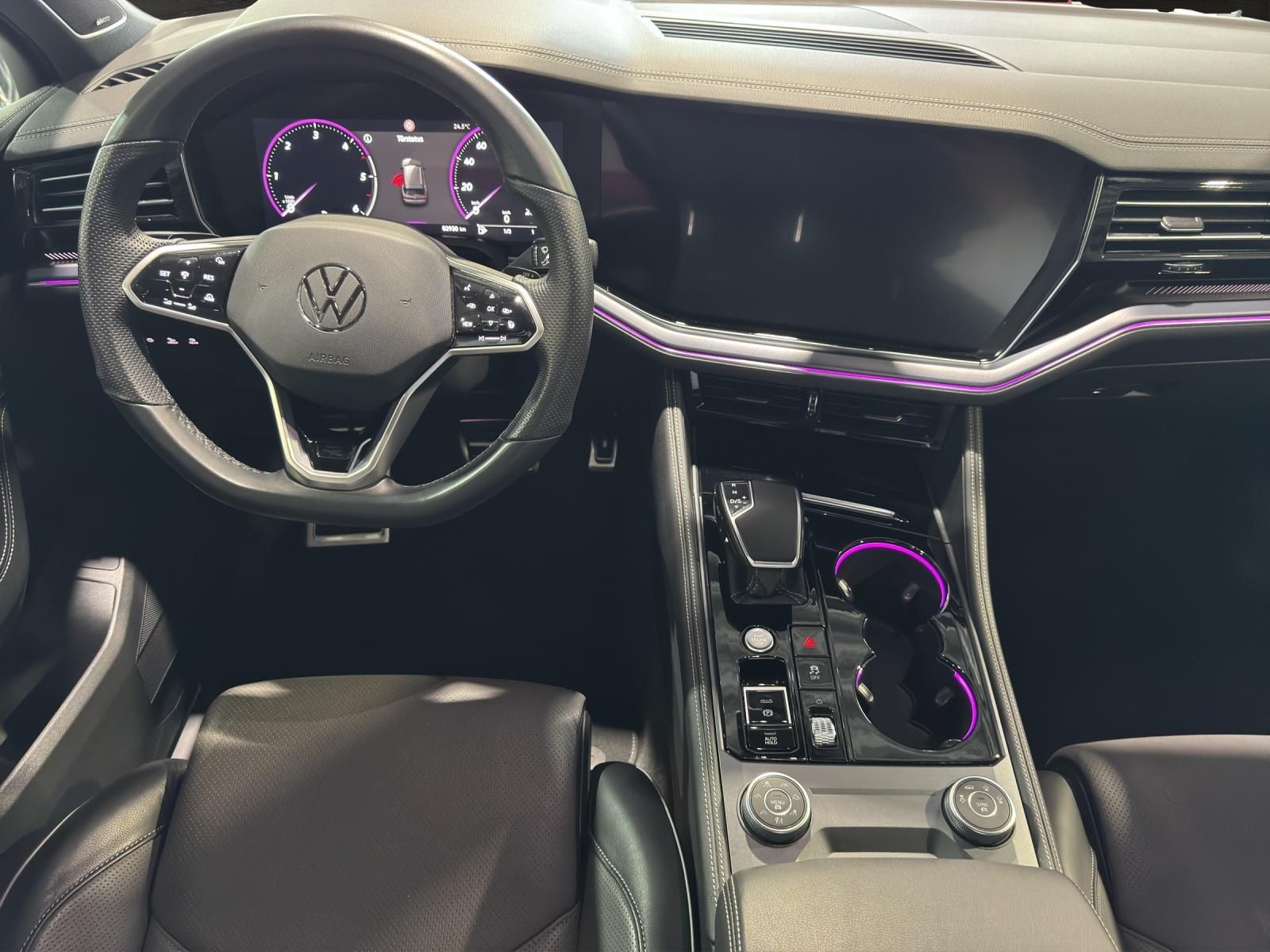 Volkswagen Touareg 3.0 V6 TDI 4M R-Line*AHK*HuD*PANO*LEDER*