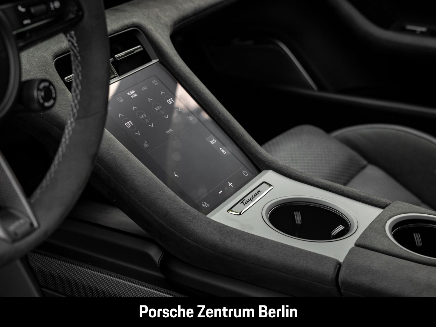 Porsche Taycan GTS Burmester HA-Lenkung Surround-View