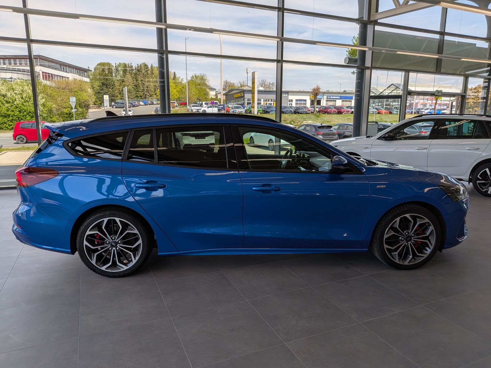 Ford Focus ST-Line X Styling Matrix B&O Pano 18"
