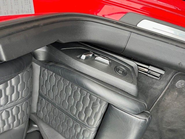 Audi RS6 RS 6 Avant 4.0 TFSI quattro RS Essentials Pa