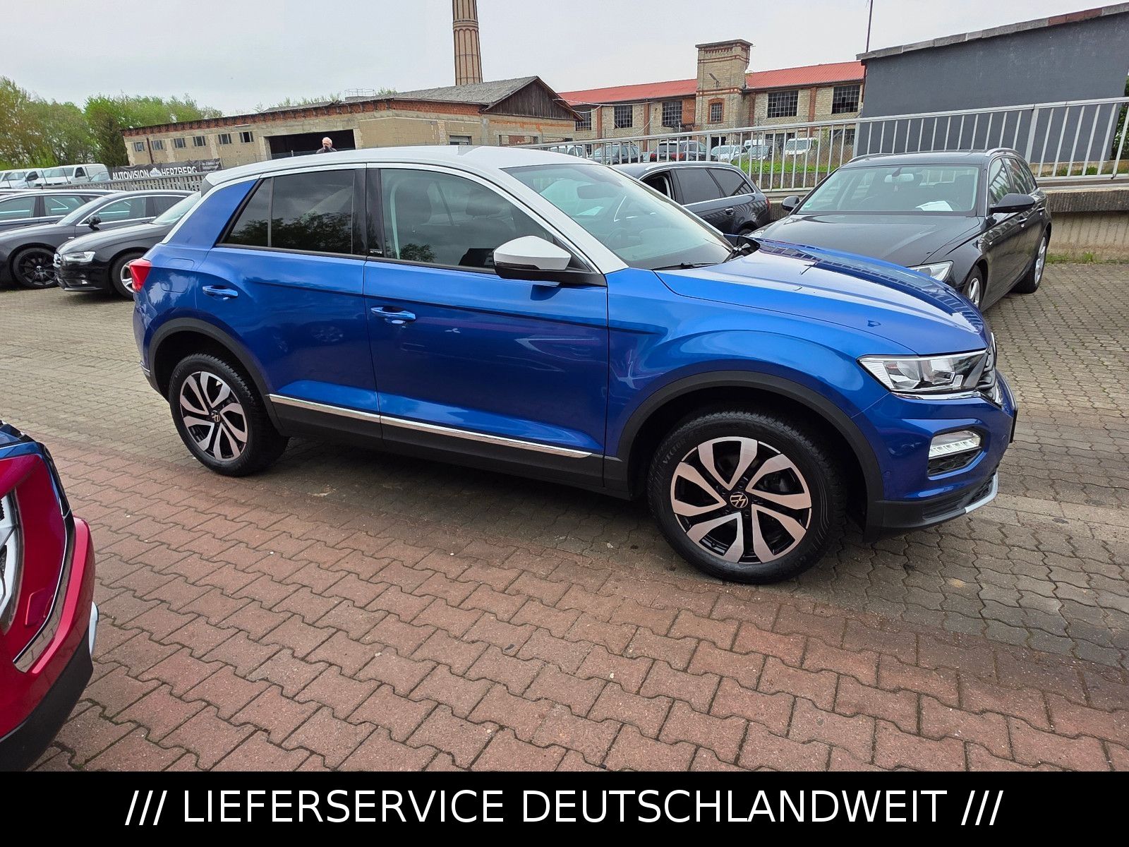 Volkswagen T-Roc 1.5 Active - Samsaru's Car Outlet