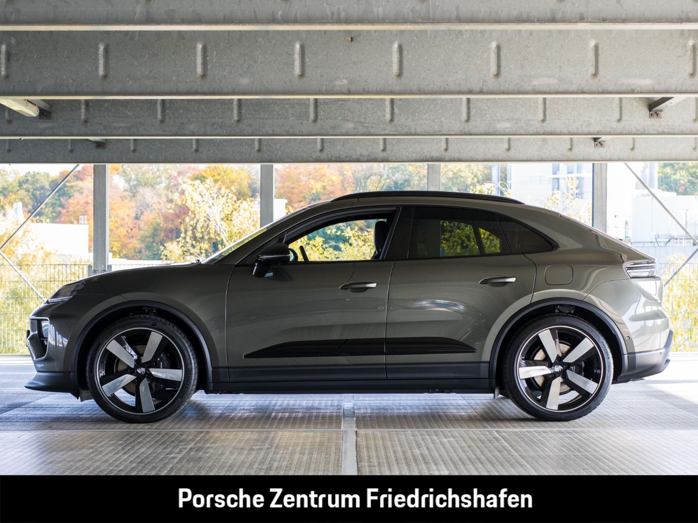 Porsche Macan 4 Hinterachslenkung InnoDrive Head-Up