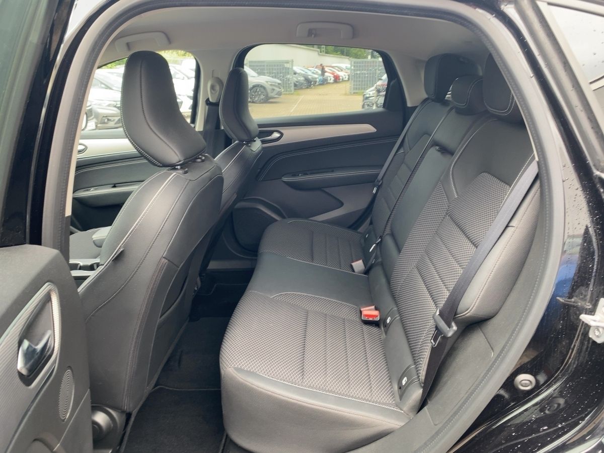 Renault Arkana INTENS 1.3 TCe 140 - Samsaru's Car Outlet