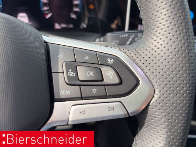 Volkswagen Golf 8 1.5 TSI DSG GTE Black AHK MATRIX PANO HuD