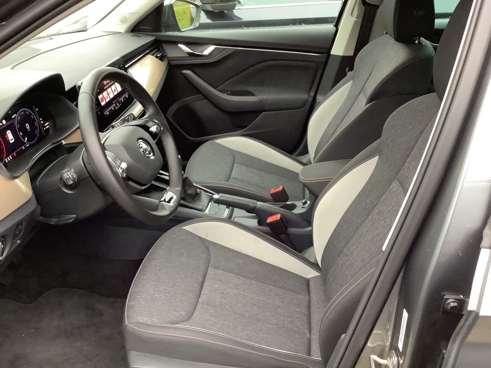 Skoda Kamiq Style 1.0 TSI - Samsaru's Car Outlet