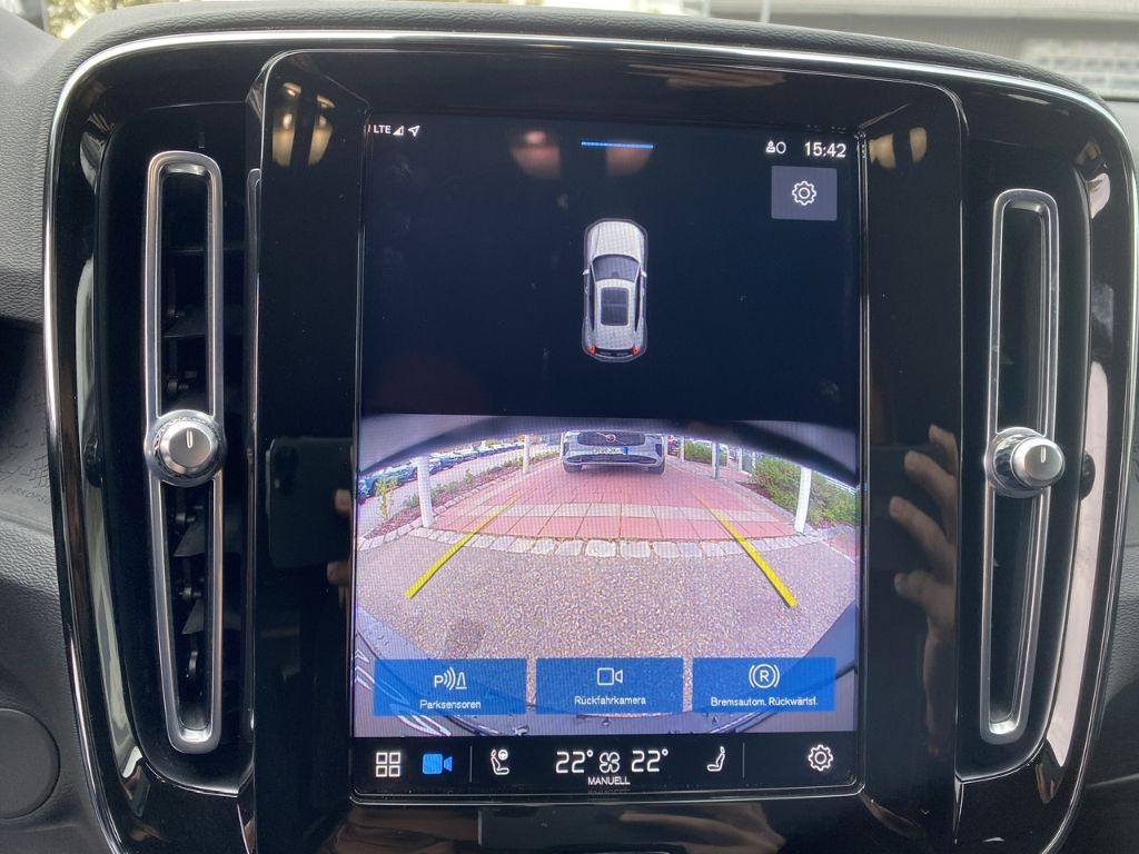 Volvo XC40 Plus Recharge Pure Electric StandHZG AHK Di