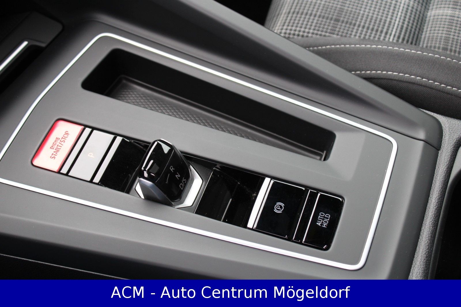 Volkswagen Golf VIII 2.0 GTD - Samsaru's Car Outlet