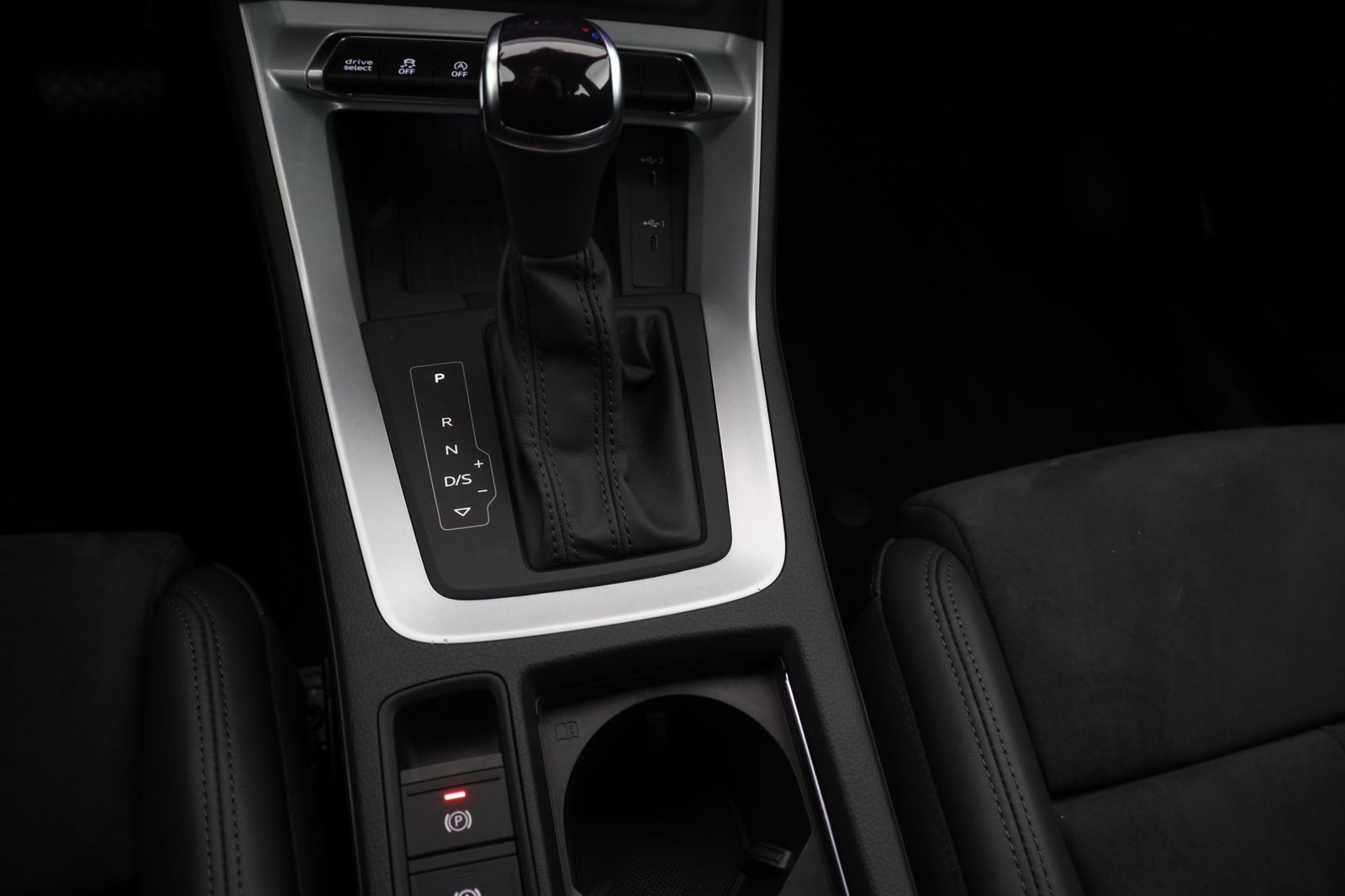 Audi Q3 35 TDI quattro S tronic S line - Samsaru's Car Outlet