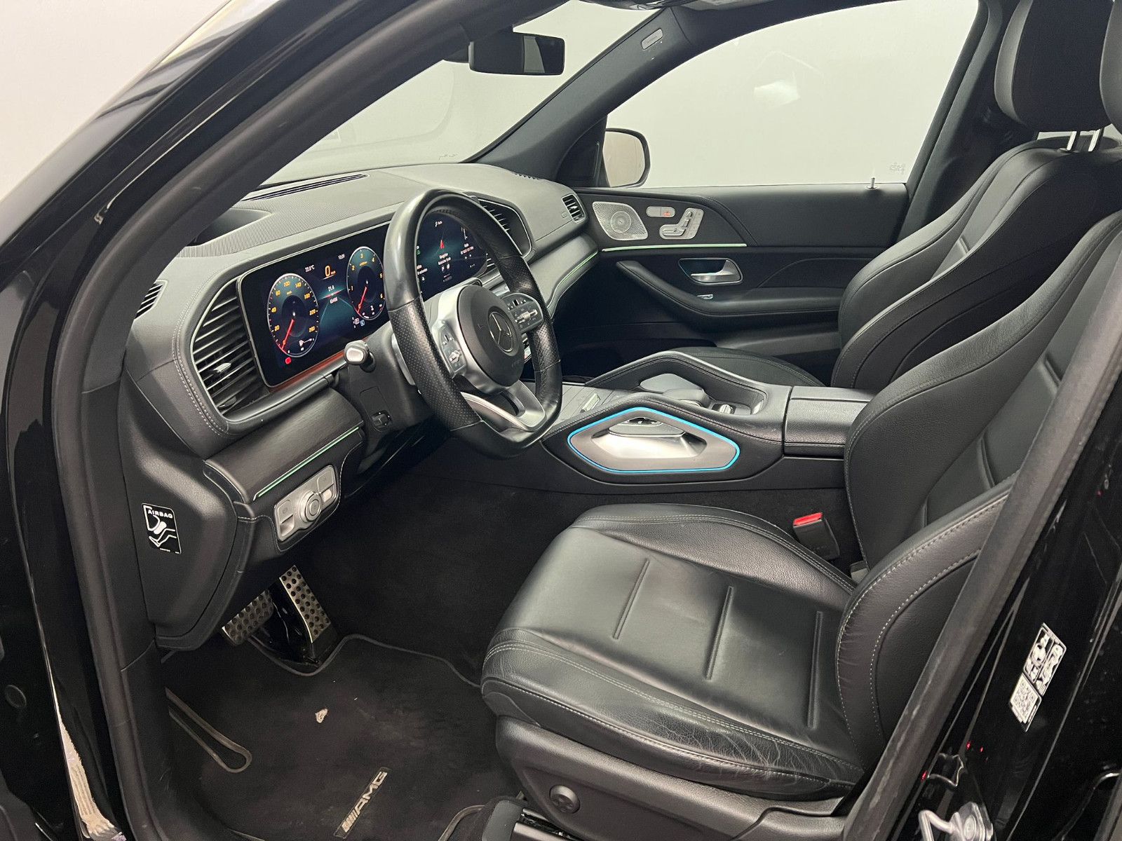 Mercedes-Benz GLE 400d 4M AMG-LINE*AIRM*BURME*PANO*AHK*ACC*22Z