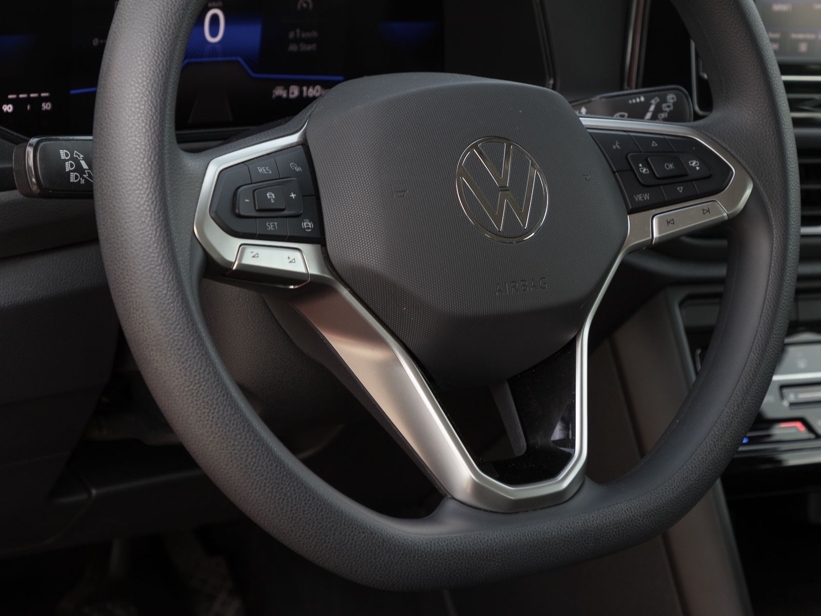 Volkswagen T-Roc 1.0 TSI - Samsaru's Car Outlet