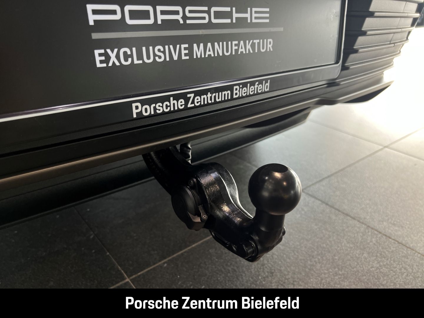 Porsche Macan Turbo HA-Lenkung Head-Up Sitzbelüftung